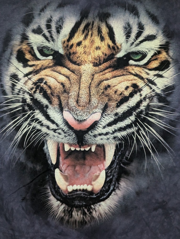 The Mountain Mens T-shirt Purple Face Of An Aggressive Tiger Large Cat XL #6106