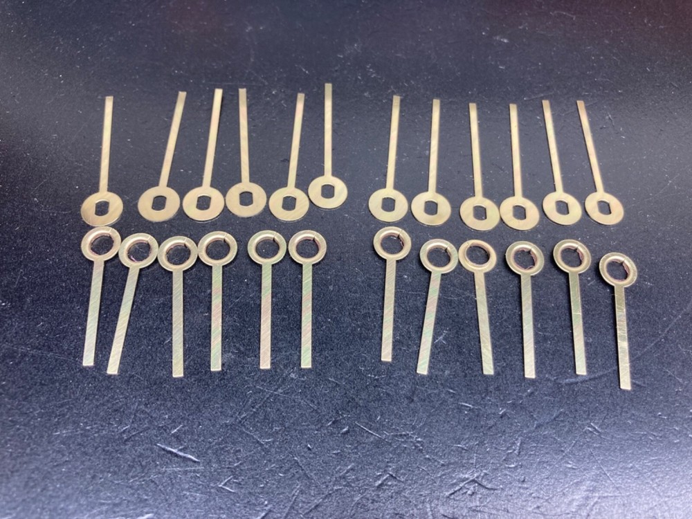 Quartz Battery Clock Hand Set for 2 to 3 Inch Dial with I Shaft Movements in Gold Includes 12 Pairs