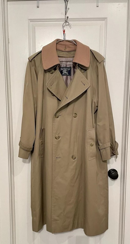 Burberry Men's 40 Vintage Tan Trench Coat Wool Liner Belt Pristine Condition