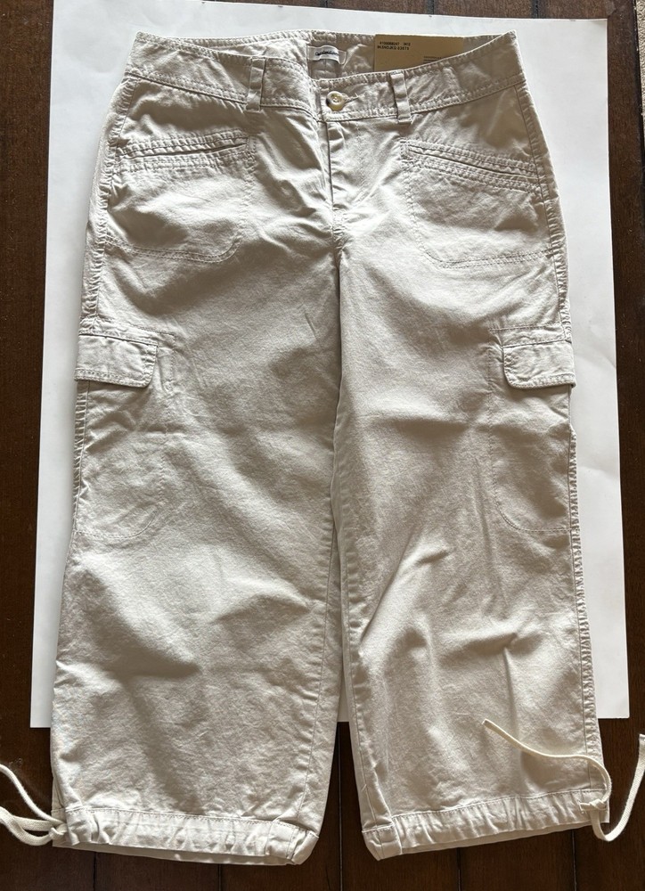 New Dockers Women’s Stretch Capris Size 4 Khaki Wide Leg With Ties