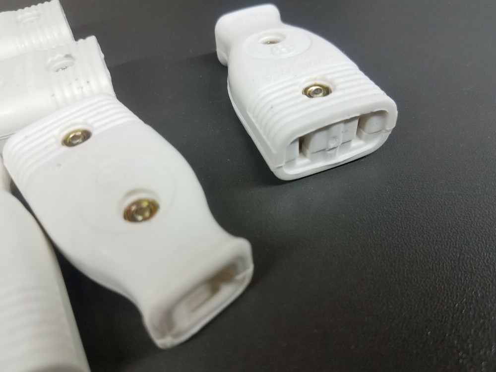 One (1)  AC Plugs 15A 120V 2 Prong Residential Grade Female Plug Socket-image