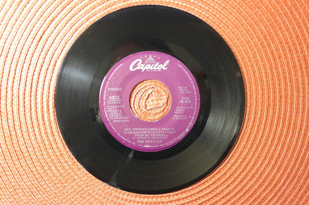 The Beatles Sgt peppers lonely hearts club band 45 Capitol Purple Label 1988