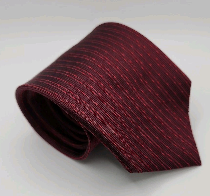 EUC CK Calvin Klein Red Shadow Striped Tie 100% Silk Made In USA Ap 57