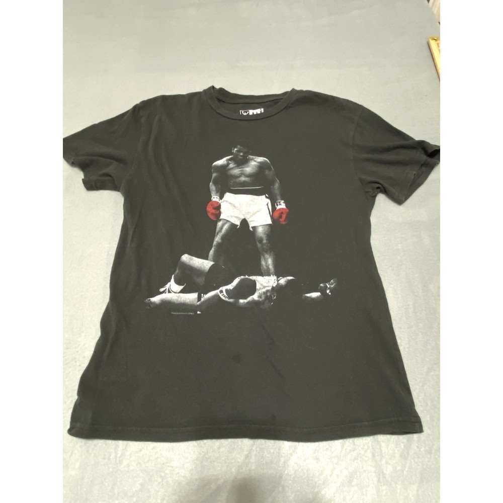 Muhammad Ali Brand Men's T Shirt Black Mens Size Medium Boxing Graphic Tee