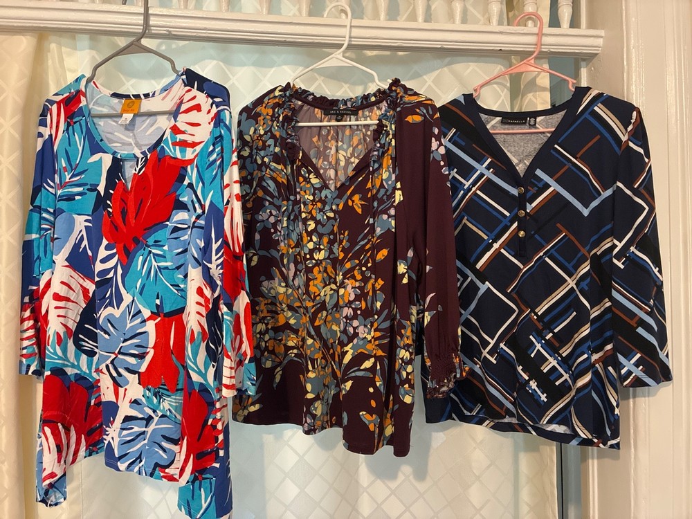 Lot of 3 women's 3/4 sleeve blouses multicolor, size XL