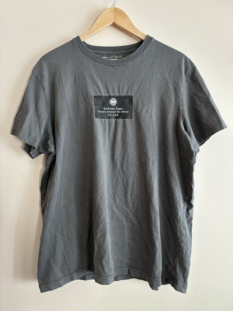 American Eagle Standard Fit Men's AE USA 100% Cotton Short Sleeve Shirt Gray L