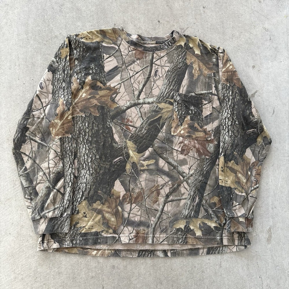 Y2K Vintage Realtree Camo Long Sleeve Shirt with Pocket Size XL