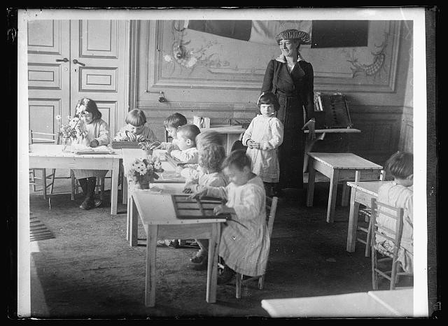 Photo:Naples Italy 1918 Refugee Children Kindergarten ARC Classroom