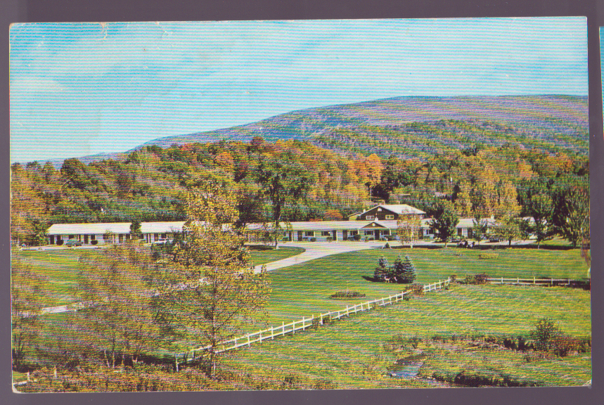 SHAFTSBURY VERMONT Iron Kettle Motel Vintage Postcard