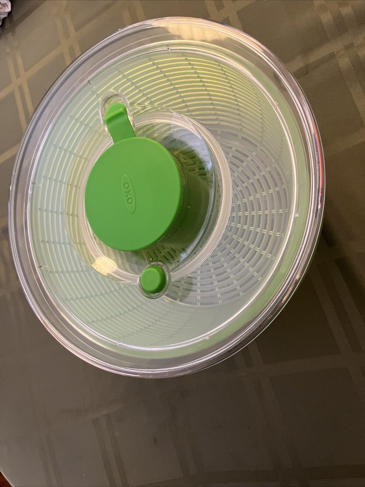 OXO Good Grips Large Salad & Herb Spinner, 6.25 Qt. Clear Bowl & Lid, Easy Clean