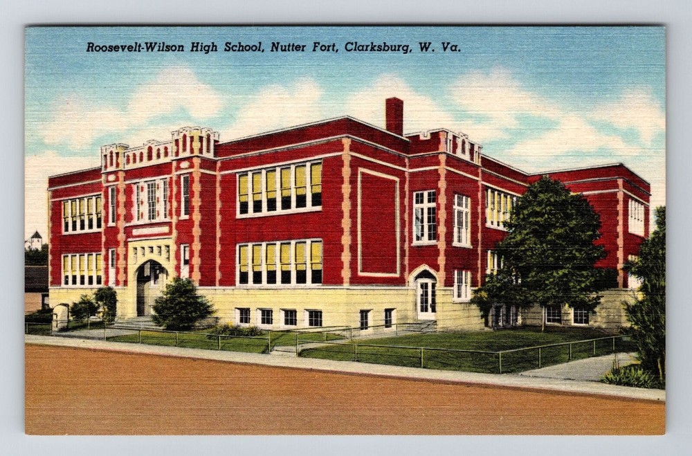 Clarksburg WV-West Virginia, Roosevelt Wilson High School, Vintage Postcard