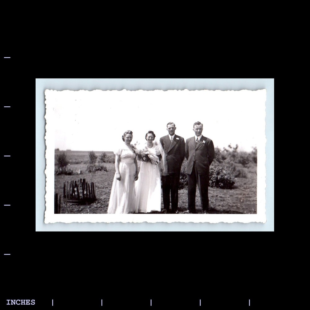 Old Vintage Photo MEN WOMEN BRIDE GROOM WEDDING DRESS