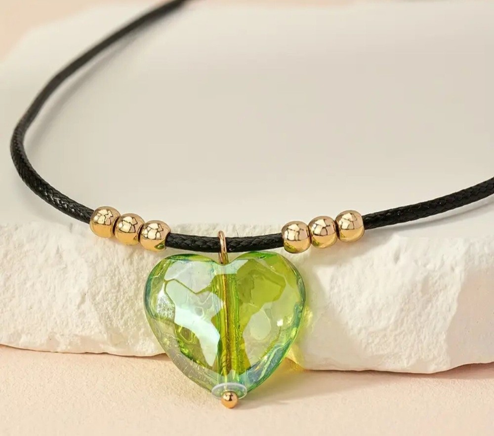 Green Heart Pendant Polyester Cord Necklace Gold Beads & Chain Claps