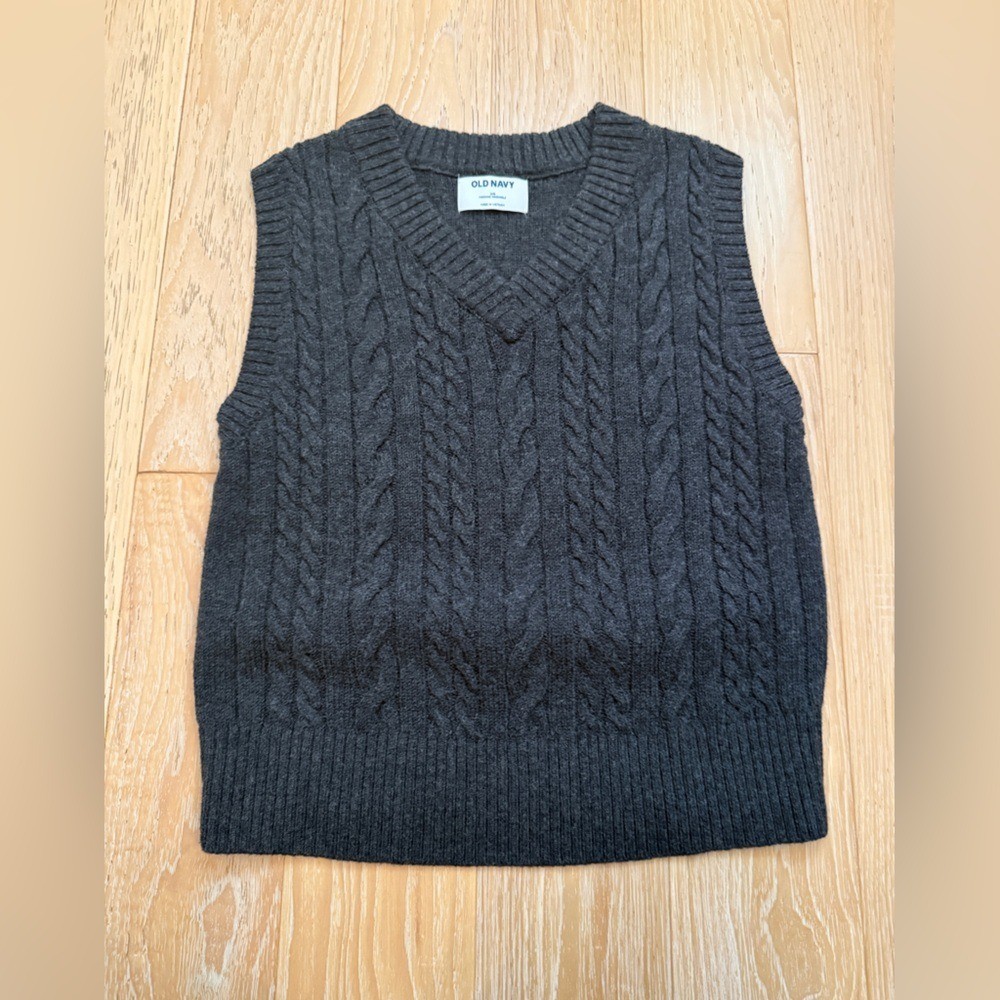 OLD NAVY Women Sweater Vest Preppy Dark Academia Cable Knit XS