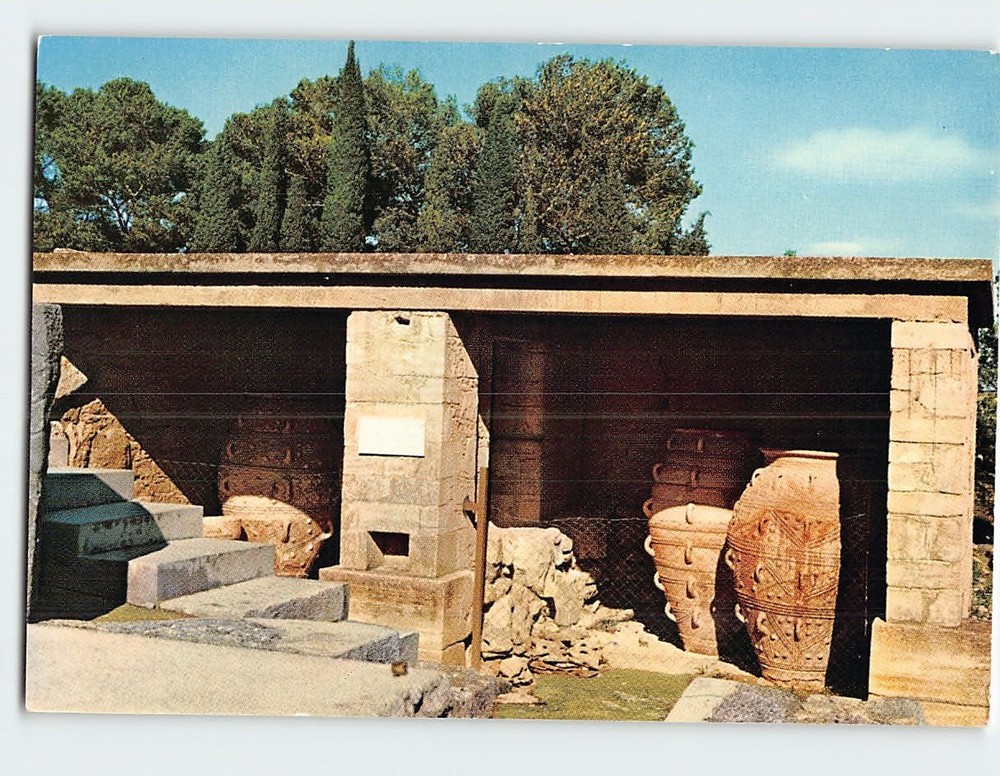 Postcard Magazine of the Giant Pithoi Palace of Knossos in Crete Greece