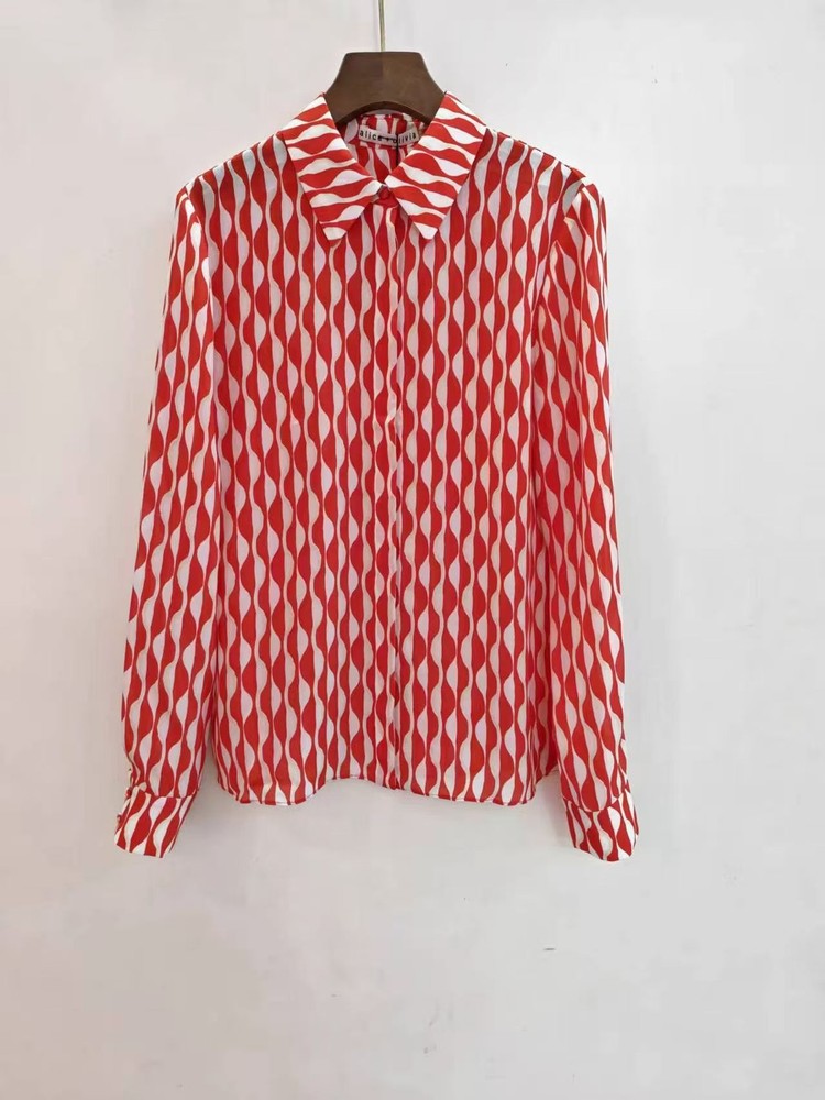 Women Alice + Olivia Silk Collared Floral Long Sleeve Top
