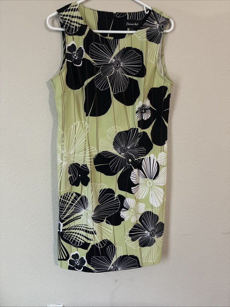 Connected Women’s Size 14 Green Dress With Black And White Flowers