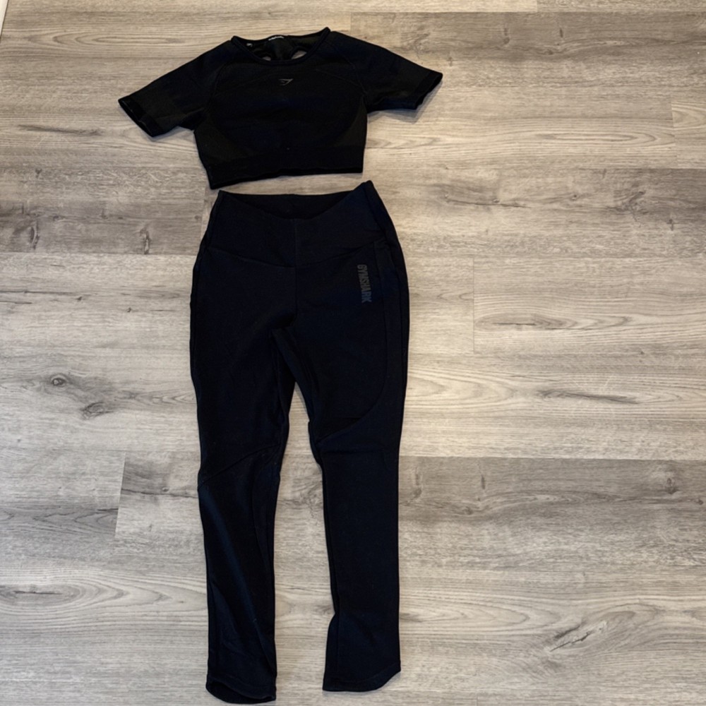 Gymshark Women’s Black 2-Piece Set Crop Top & Leggings High Waist M