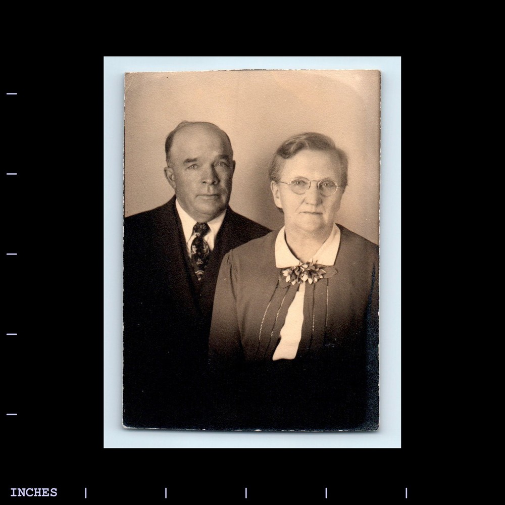 Old Vintage Photo FORMAL PORTRAIT MAN WOMAN WEARING GLASSES COUPLE