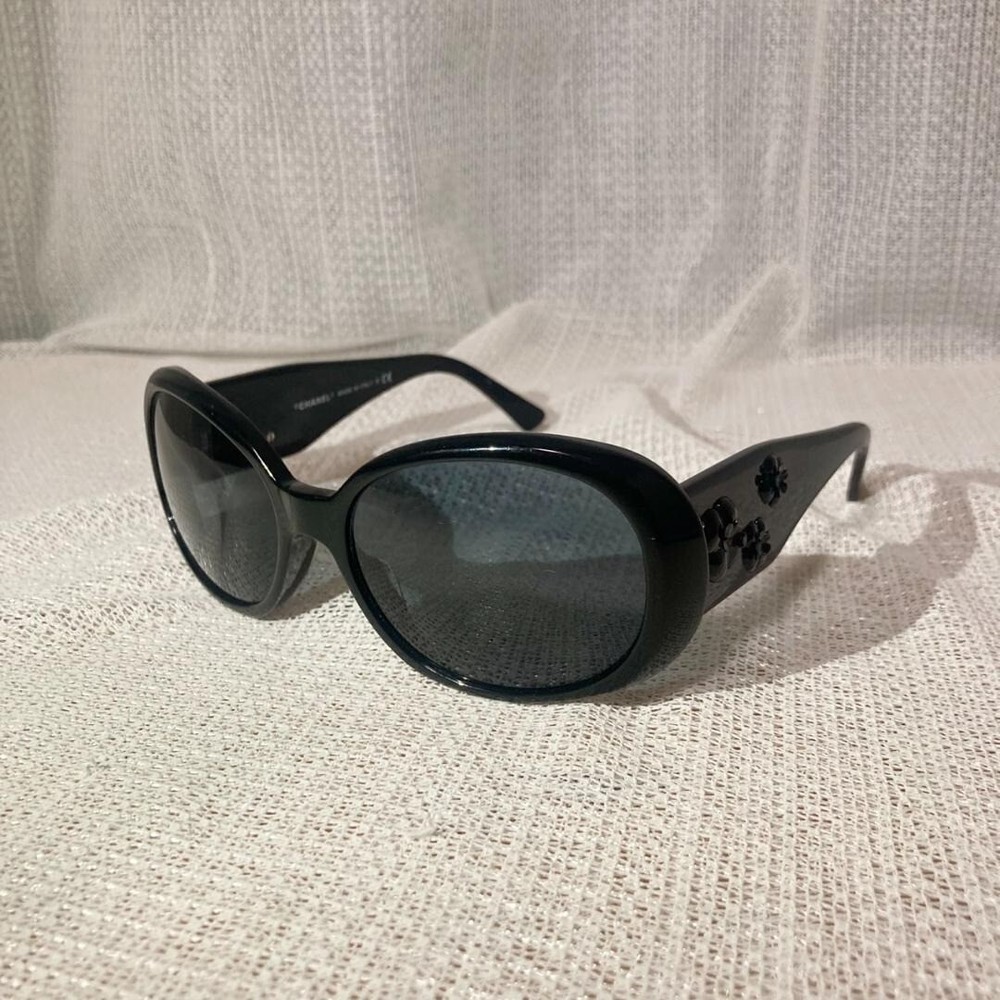 CHANEL 5113 Black Sunglasses with Camellia Flower & Coco Logo