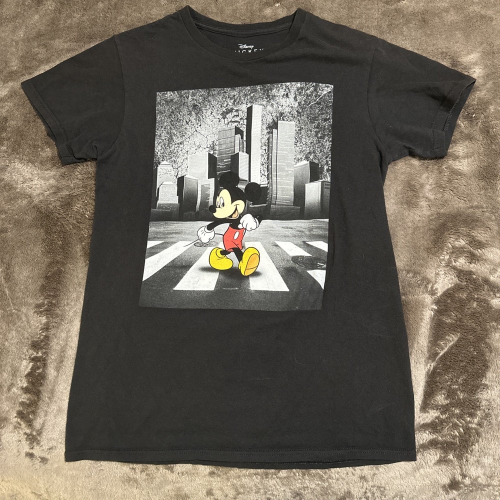 Walt Disney Mickey Mouse Inc Road City Store T-Shirt Black Small S Adult NYC