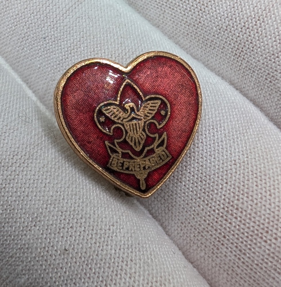 Vintage Boy Scouts of America BSA Be Prepared Red Heart Lapel Pin