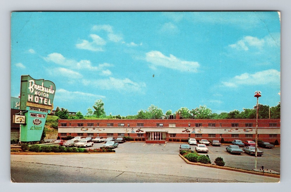 Brecksville, OH-Ohio, Brecksville Motor Lodge, Route 21, Vintage Postcard