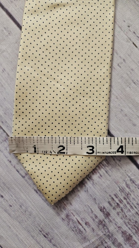 Lands End 100% Silk Tie Pale Yellow With Polkadots