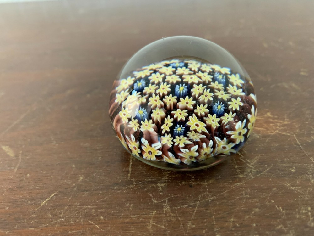 Murano Crystal Paperweight: 5.5 Cm
