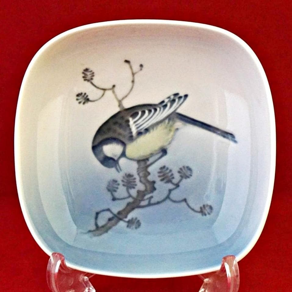 Royal Copenhagen Chickadee Wall Hanging Plate 10cm Made in Denmark Used