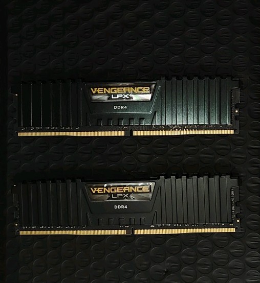 Corsair Vengeance LPX 16GB (2x8GB) DDR4-3600Mhz