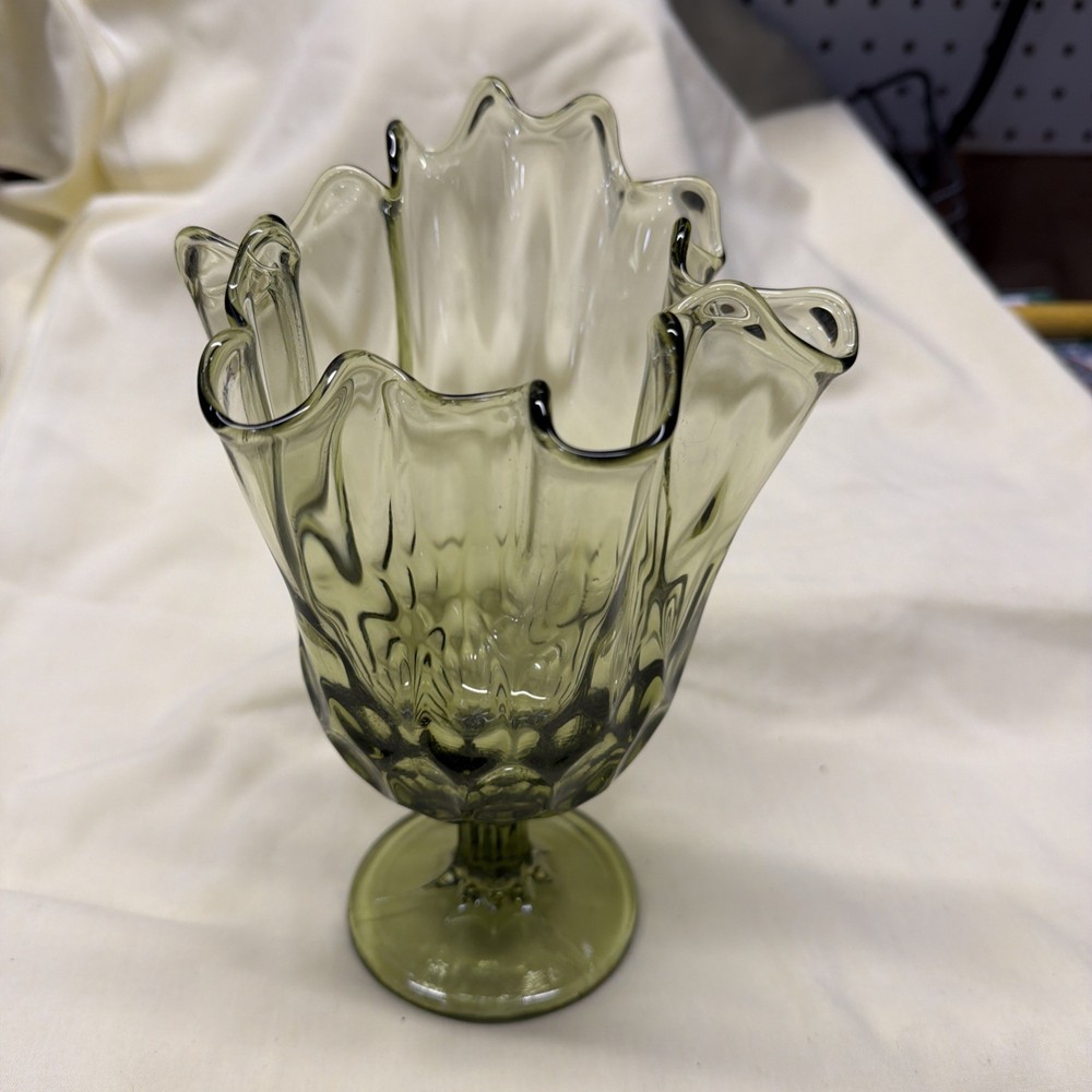 Vtg Fenton Vase Glass Colonial Green Thumbprint Handkerchief Footed Swung Fall