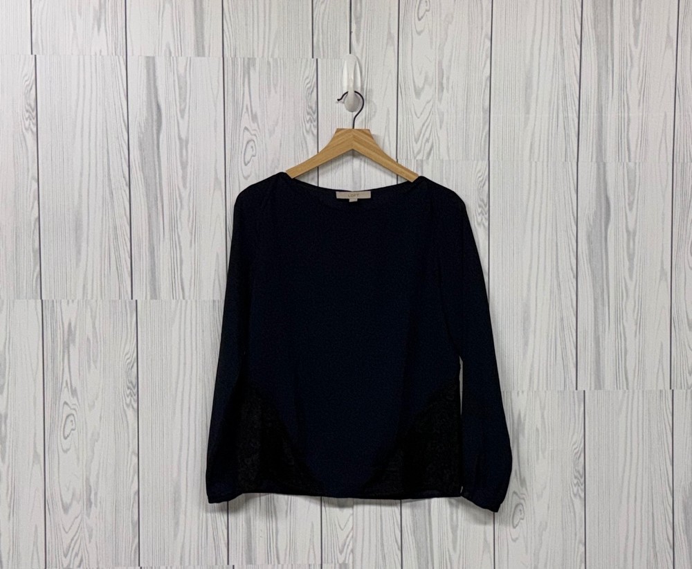 Ann Taylor LOFT top womens size extra small navy lace long sleeve blouse