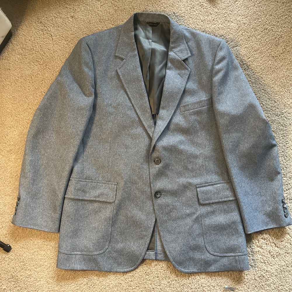 Men’s Gray Blazer Sport Coat Unbranded(See Pics For Measurements)