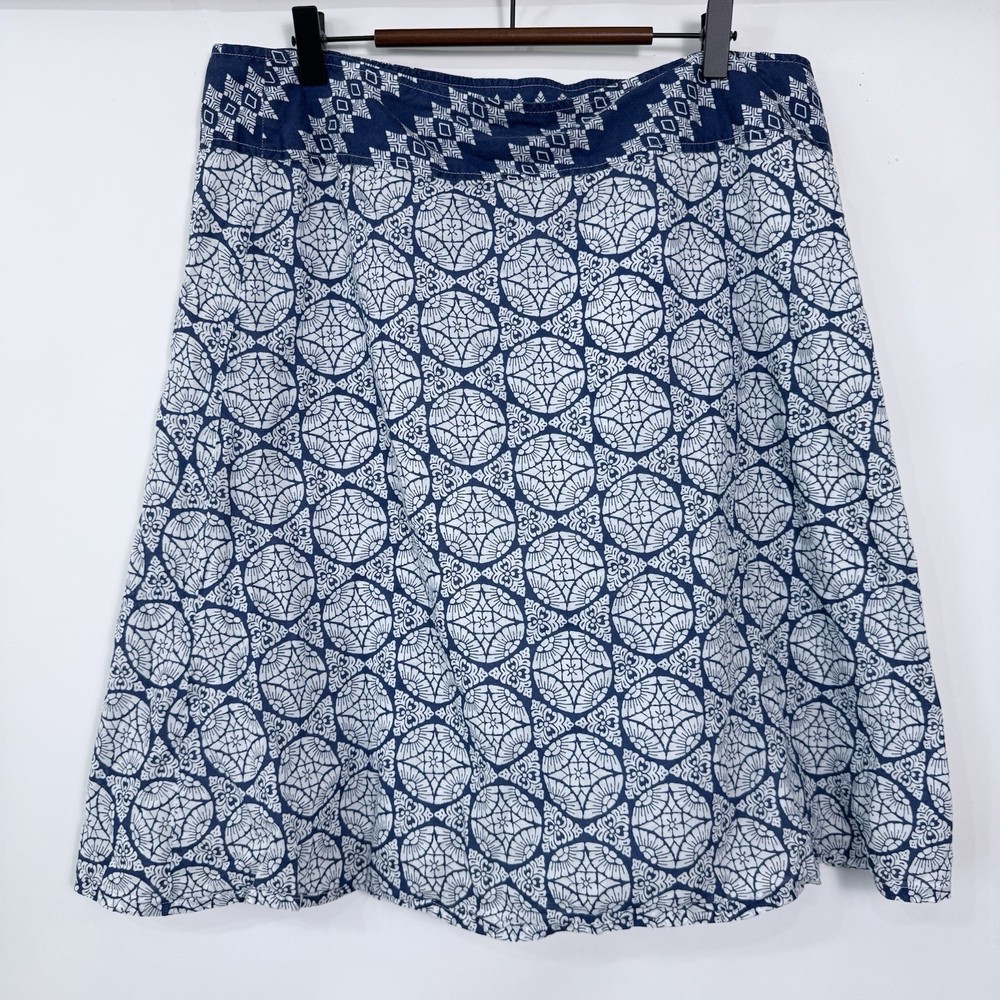 Eddie Bauer A-Line Skirt Size 14 Blue White Geometric Print Lightweight Cotton