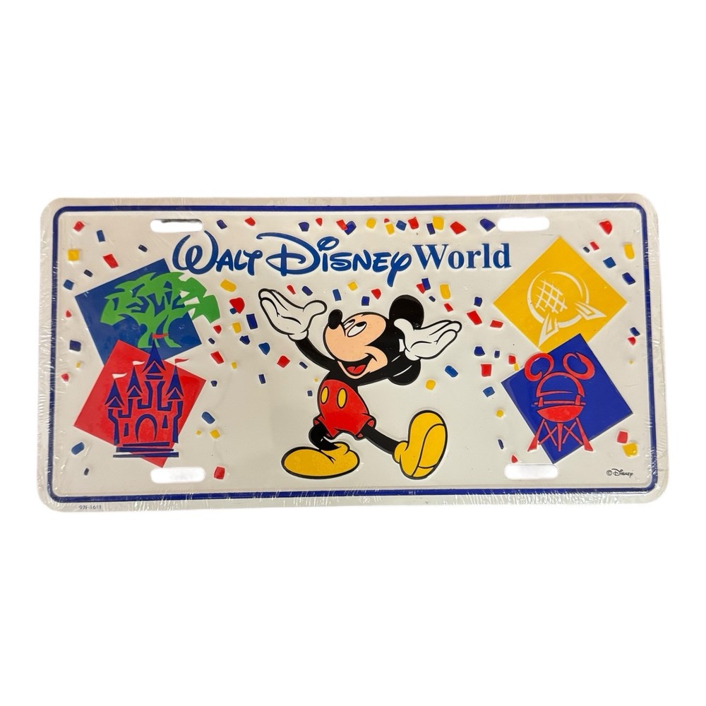 1999 Vintage Walt Disney World Metal License Plate Sealed Collectible