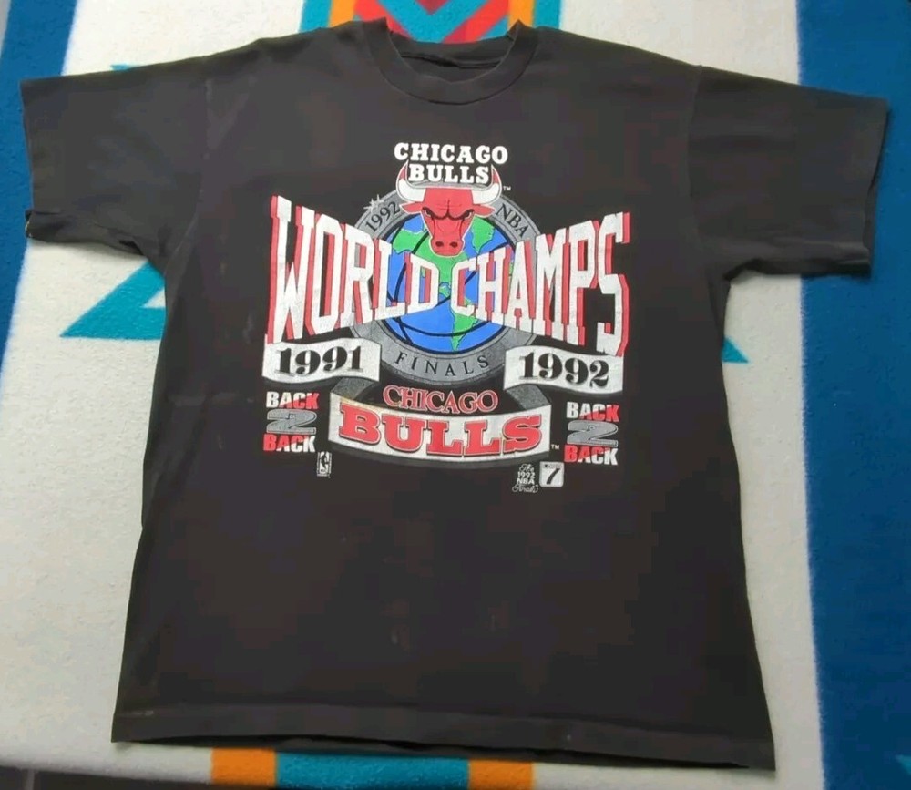 Vintage 1992 Chicago Bulls Back 2 Back Champions Jordan XL Single Stitch Shirt