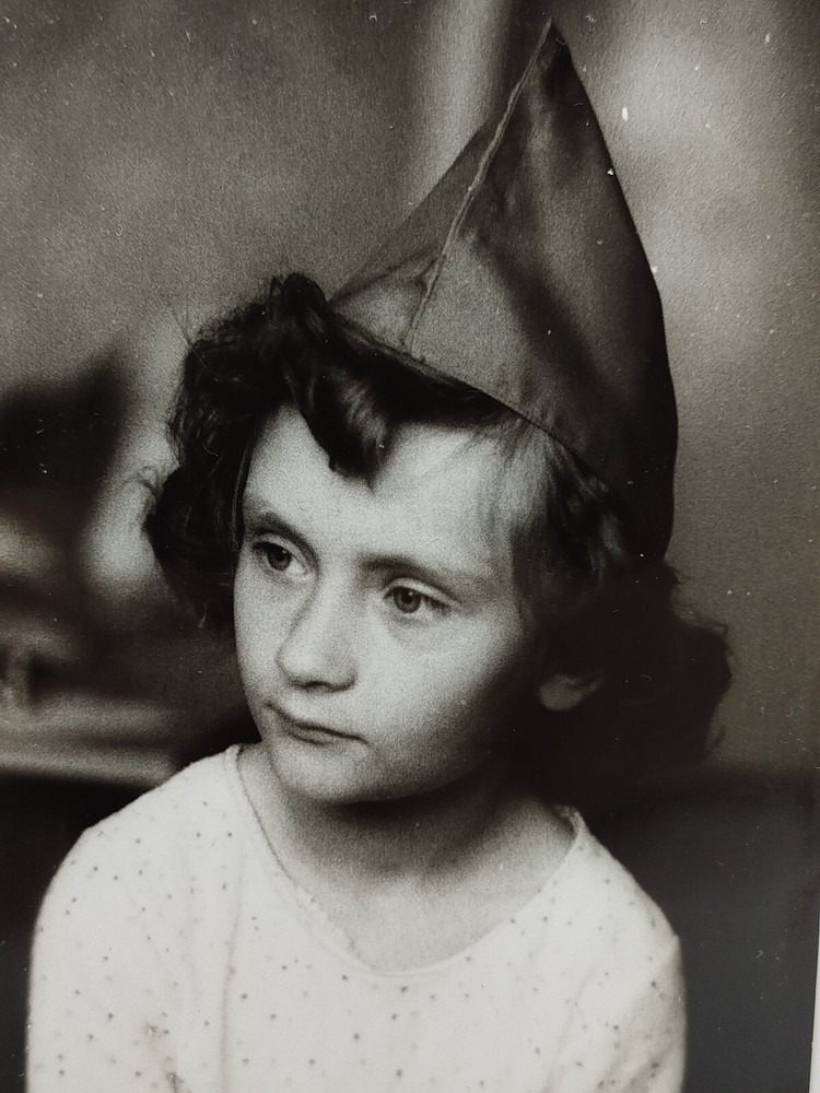 Vintage - Retro - Photo - Beautiful Girl - Child - 1960s - Black & White #9