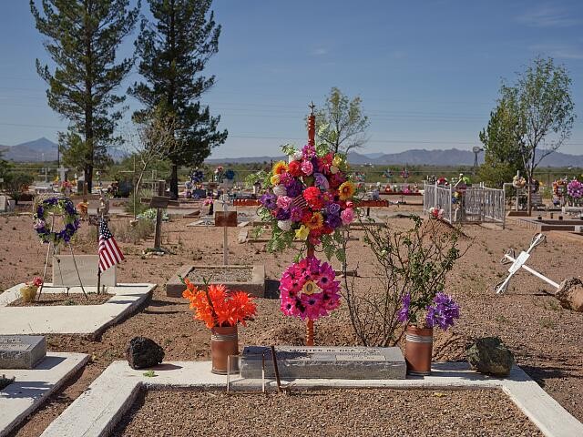 Photo:Pirtleville Arizona Cemetery 2018 Grave Flowers Memorial Crosses