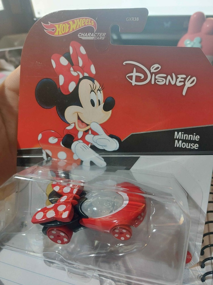 Hot Wheels Disney Character Cars red Minnie Mouse
