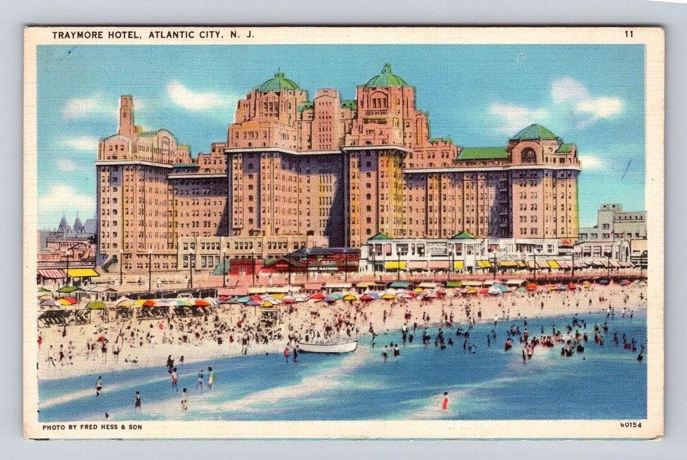 Atlantic City NJ- New Jersey, Traymore Hotel, Advertisement, Vintage Postcard