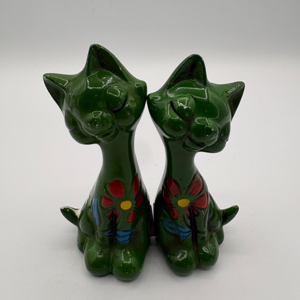 Vtg Enesco Magnetic Green Kitty Salt and Pepper Shakers Ceramic READ