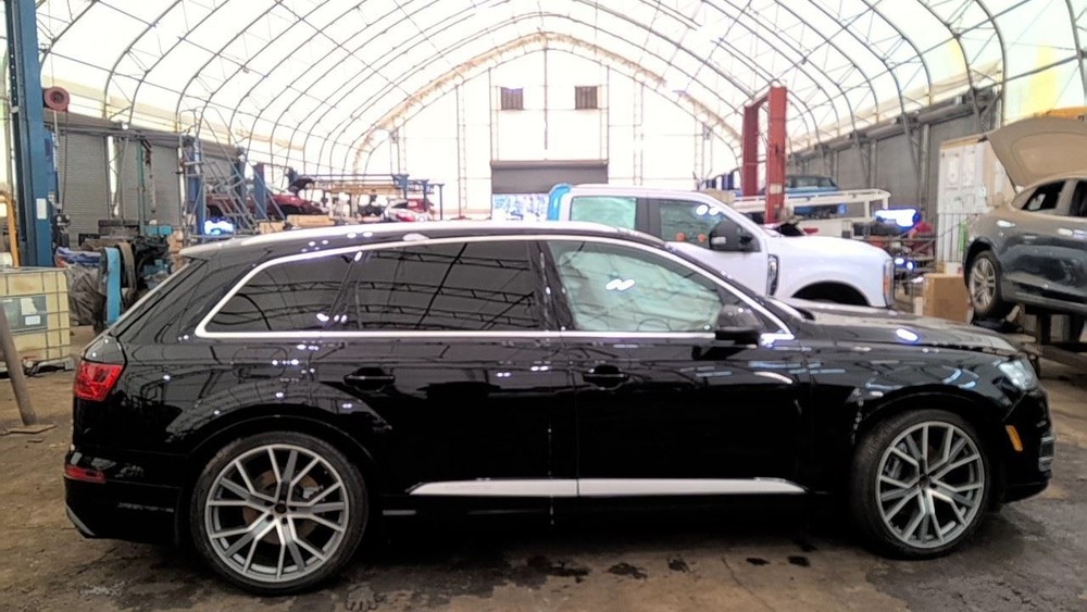 Carrier Fits 17-24 AUDI Q7 6899524