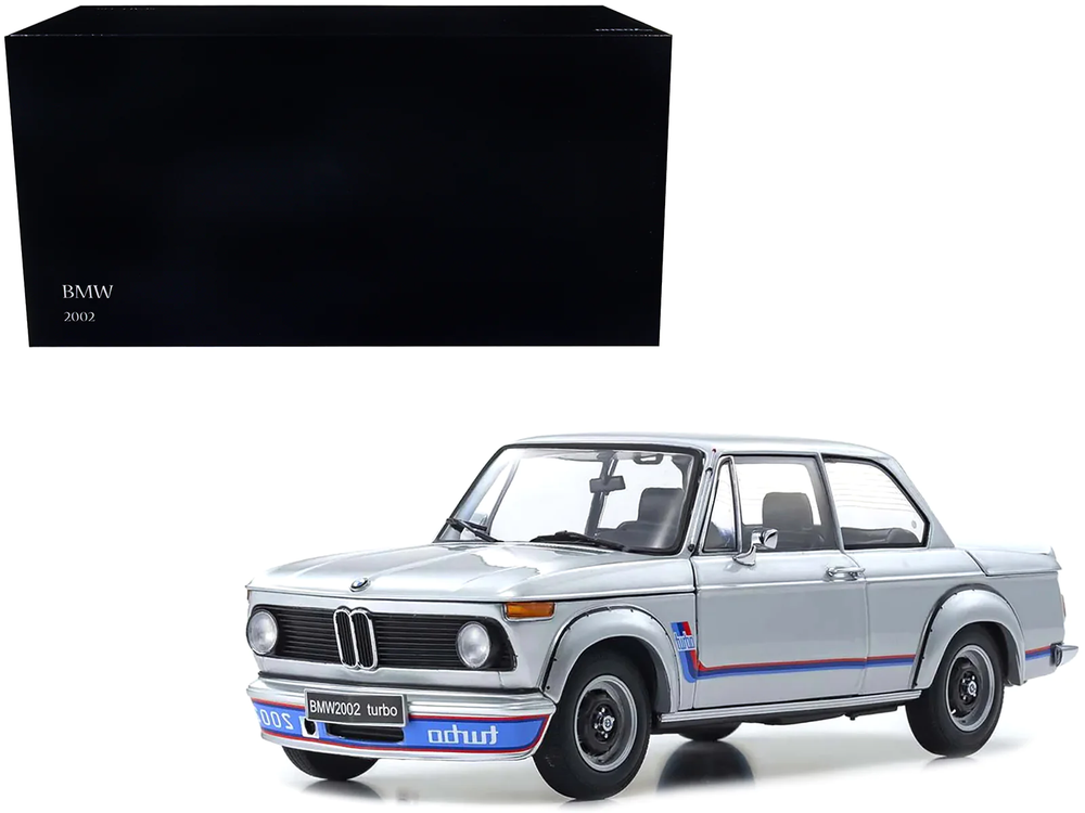 BMW 2002 Turbo plateado con rayas rojas y azules 1/18 coche modelo diecast de Kyosho