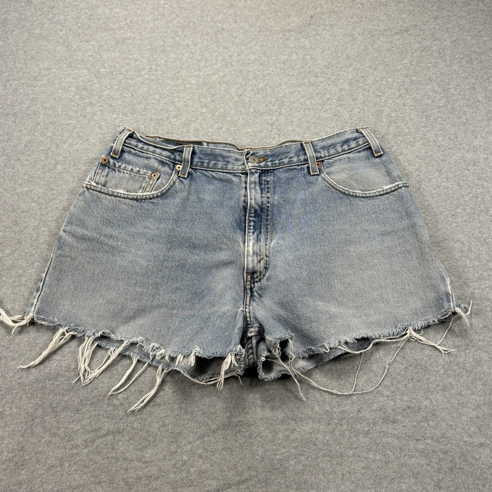 Vtg Levis 560 Denim Cut Off Shorts Mens 36 Light Wash Frayed Loose Fit