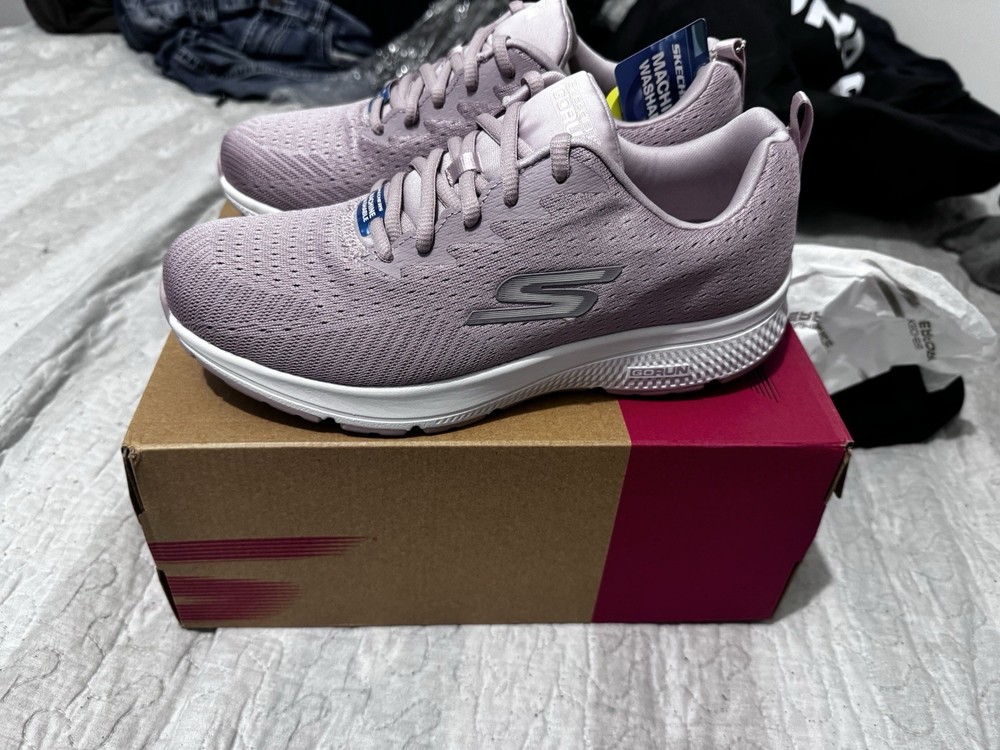 Size 9 Women Skechers Performance Goga Matt Air Cooled