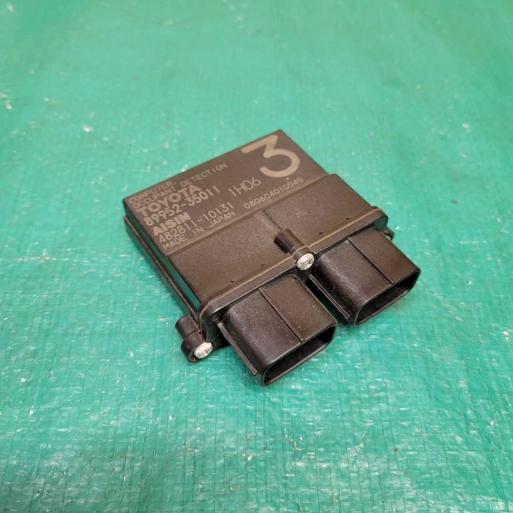 2007-2012 Toyota Yaris Computer Occupancy Detection Sensor OPDS OEM 89952-35011