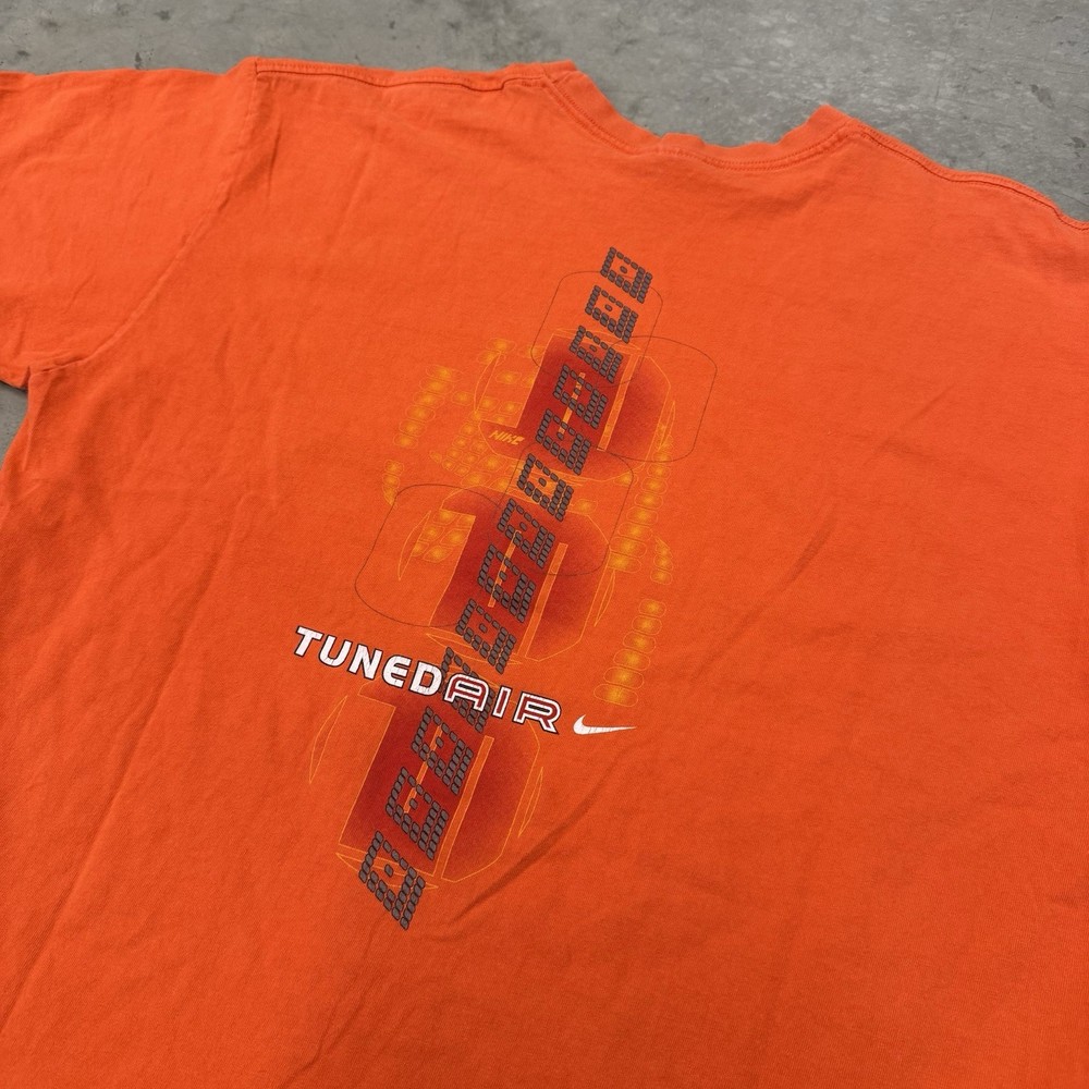 Vintage Y2K Nike Tuned Air Max Graphic T-Shirt Orange Swoosh Logo Size Large