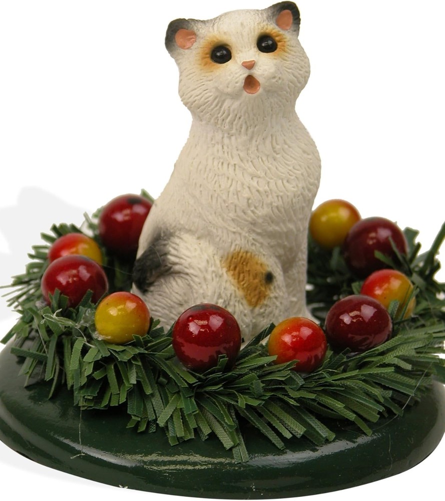 Byers Choice Kitten Cat Kitty Tortoise Shell w/Wreath Goes Well w/Williamsburg