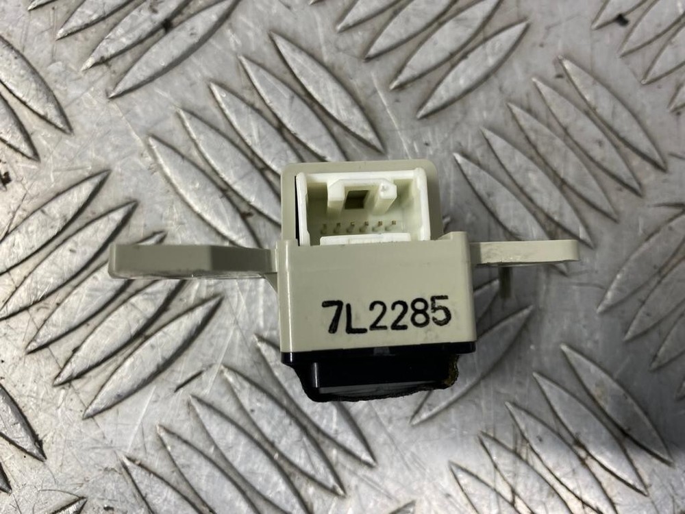 2009 Mazda 6 Hands-Free Microphone OEM Part #GS8T66EMO